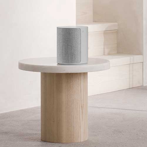 ACCESSORIES TRENDS: Bang & Olufsen