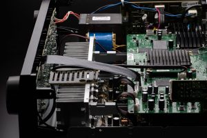 AVR S670H Discrete Power Amplifier