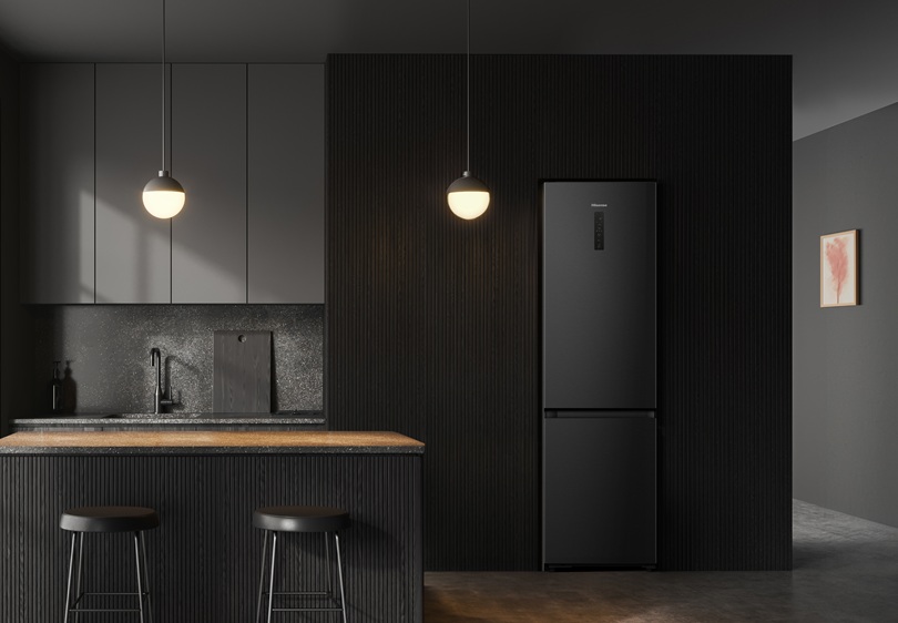 Hisense launches its largest capacity combi fridge-freezer on the UK market