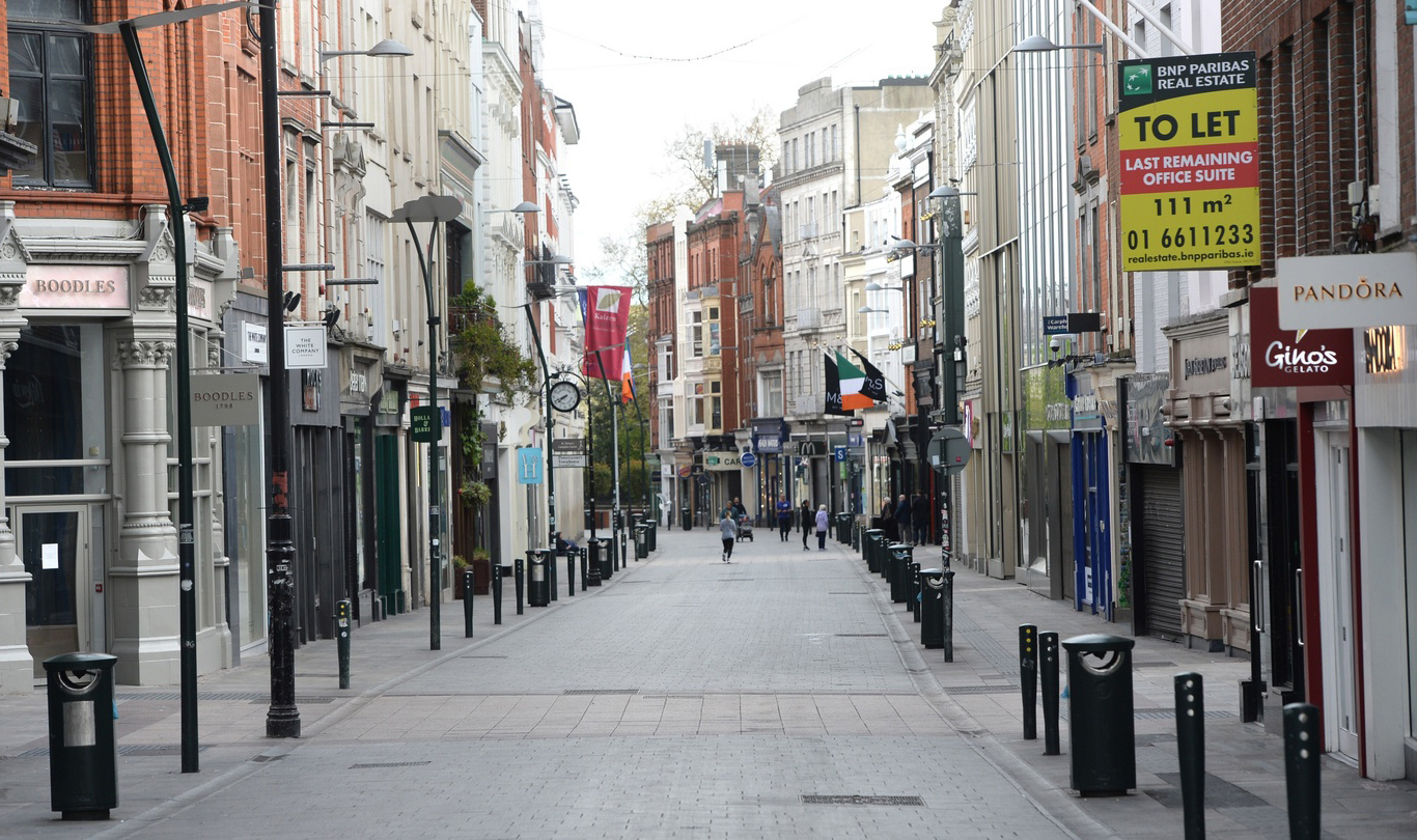 Retail sales tumble as downturn enters its sixth month