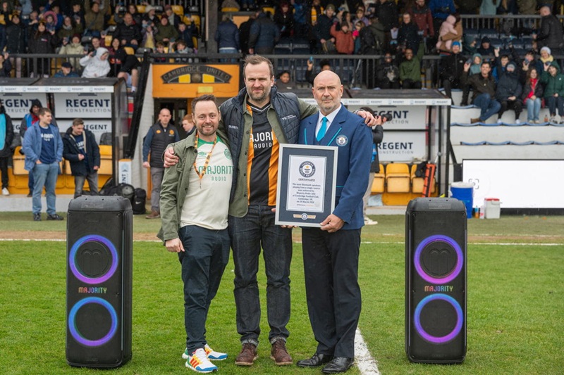 Majority Audio and Cambridge United Women FC smash world record for largest number of Bluetooth speakers played simultaneously