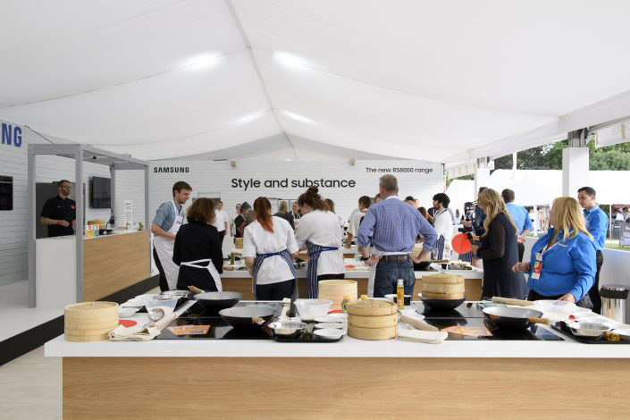 Cook with the experts at the Samsung Kitchen